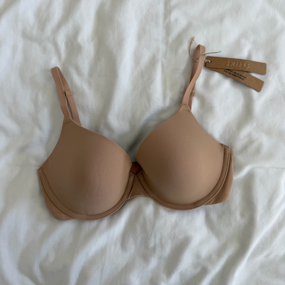 Skims Fits Everybody T-Shirt Bra 32D